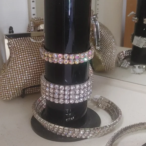 Irridescent Rhinestone Choker - Picture 3 of 3